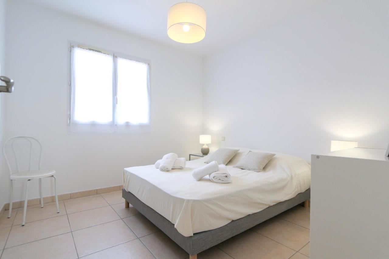 New ! With Parking Swimming Pools Garden And Ac - Benakey